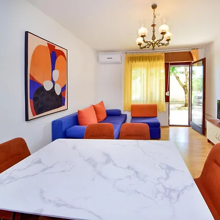 Domenica By Interhome Apartment