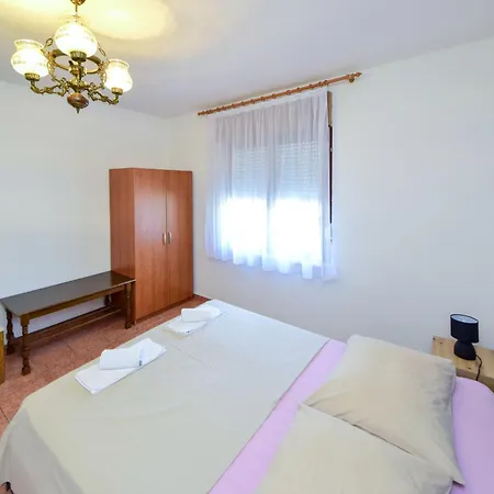 Domenica By Interhome Apartamento Trogir